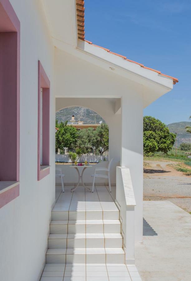 Ambelakia Studios Монемвазия Экстерьер фото